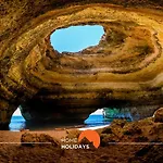 #102 V5 Clube By Holidays Semesterbostad *