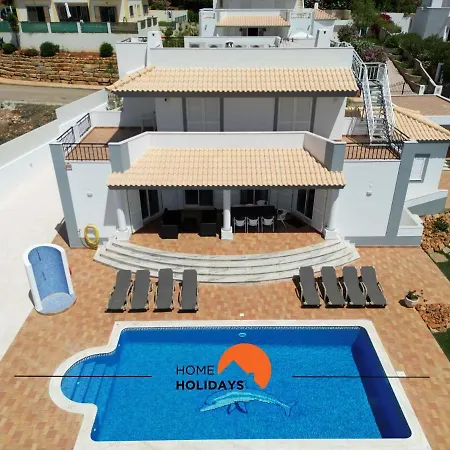 #102 V5 Clube By Holidays *