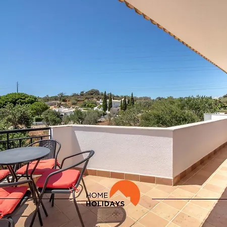 #102 V5 Clube By Holidays