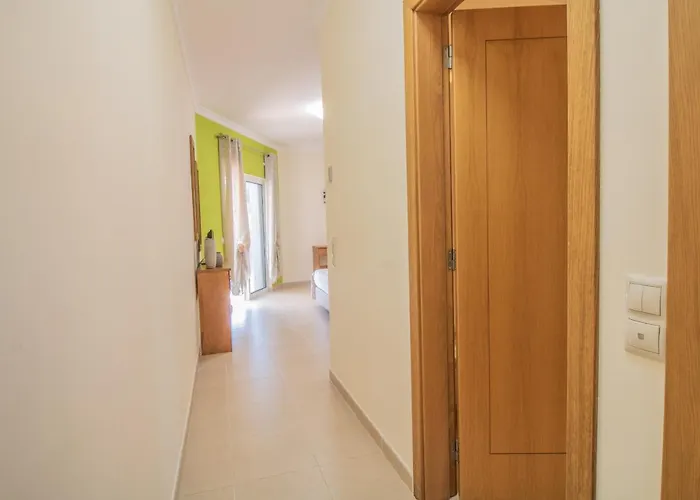 #102 V5 Clube By Holidays