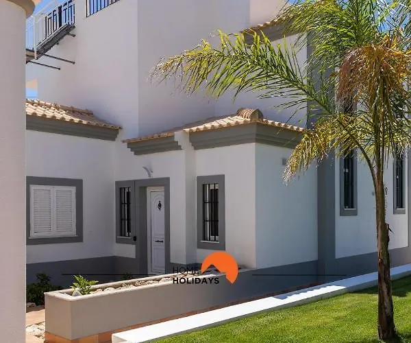 #102 V5 Clube By Holidays Nyaraló