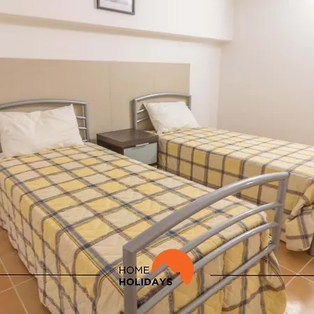 #102 V5 Clube By Holidays Ferienhaus *
