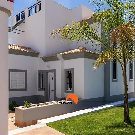 #102 V5 Clube By Holidays Ferienhaus